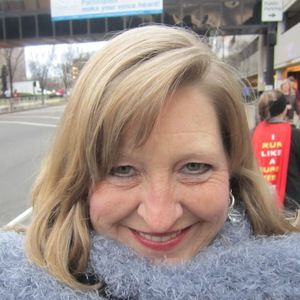 Meet your Posher, Lynn